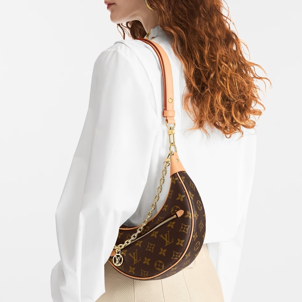 BRAND NEW!!! LOUIS VUITTON LV M81098 Monogram Loop MSRP $2,800 - Picture 9 of 16